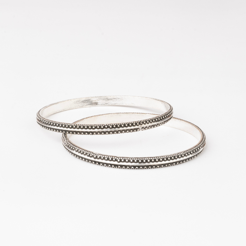 Dotted Edge Bangle Antique Finish