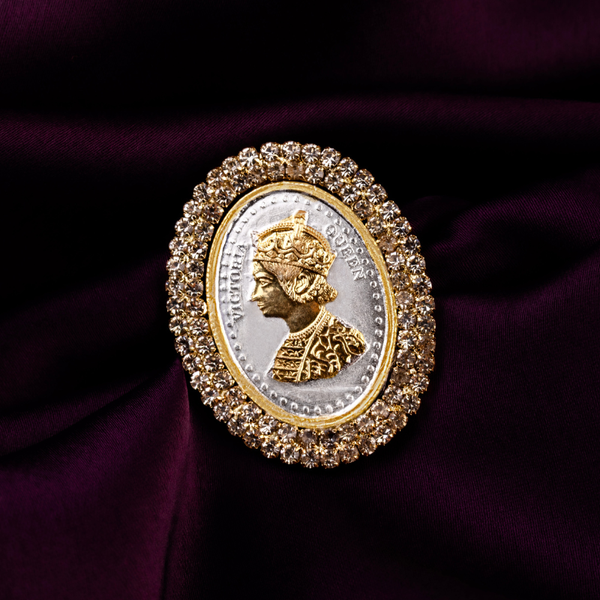 Royal Queen Silver Brooch