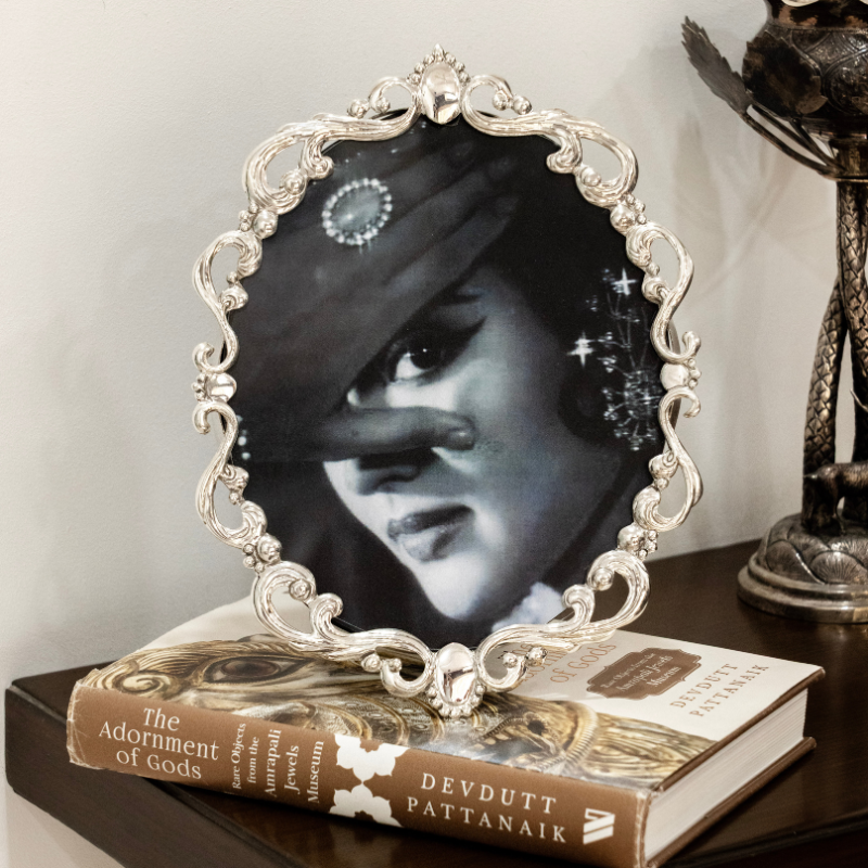 Belle Alice Photo Frame