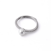 Luna Pearl Ring