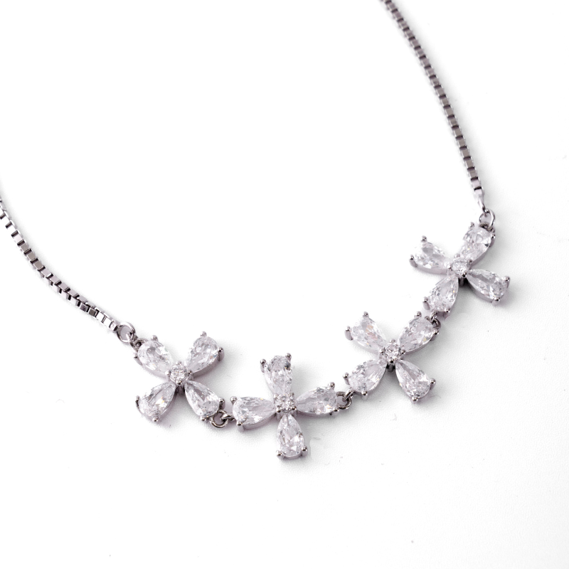 Petal Poise Bracelet