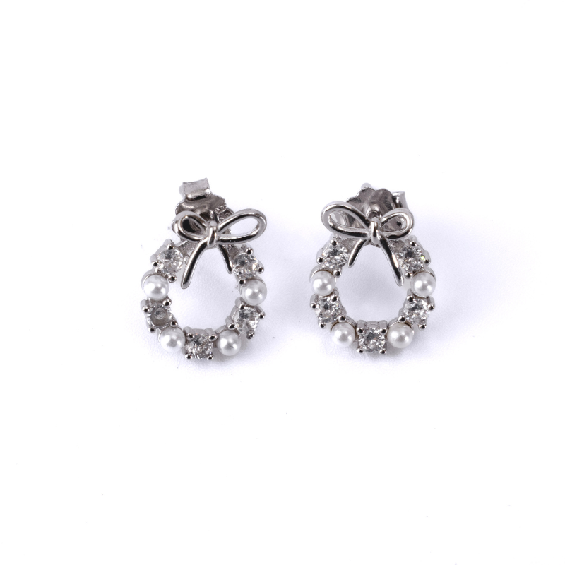 Pearl Whimsy Hoops